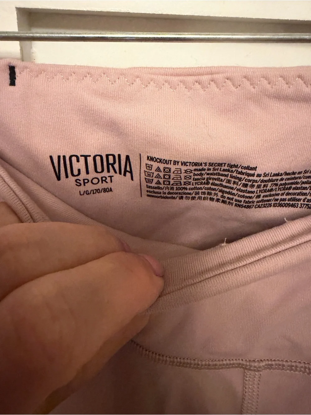 Victoria Sport Knockout By Victorias Secret Cut-Out Tight/Legging Size L Pink
